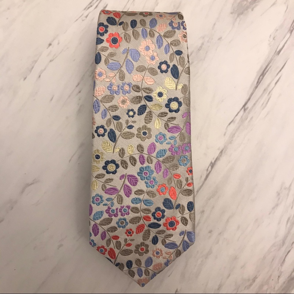 Duchamp tie